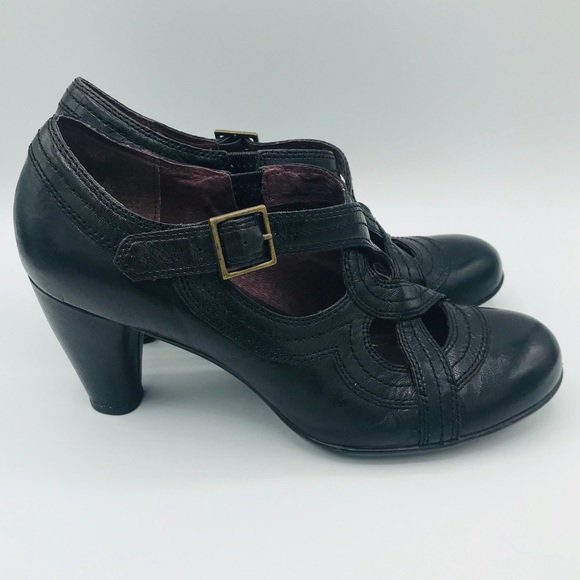 Indigo Shoes - INDIGO BY CLARKS LEATHER HEELS
